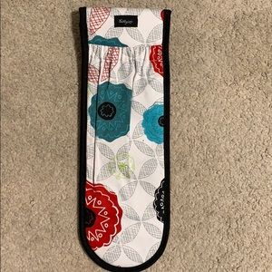 Thirtyone floral straightener/iron holder